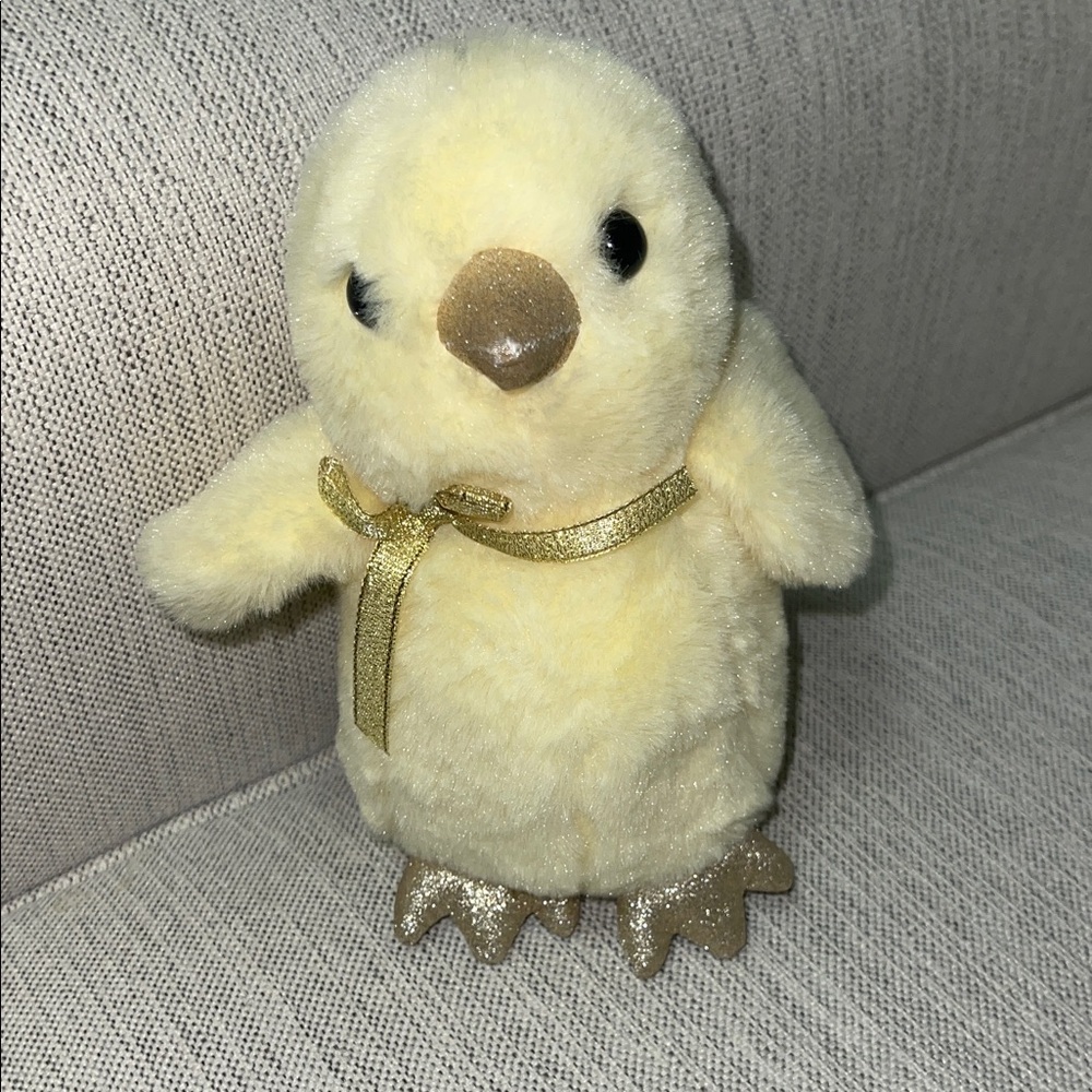 FAO Schwarz Yellow Plush Chick Stuffed Animal w Gold Glitter Accents